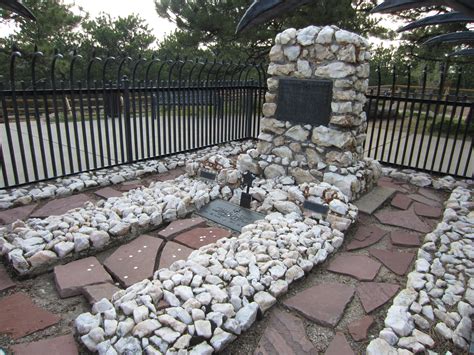 the buffalo bill museum and grave tickets|buffalo bill cody burial site.